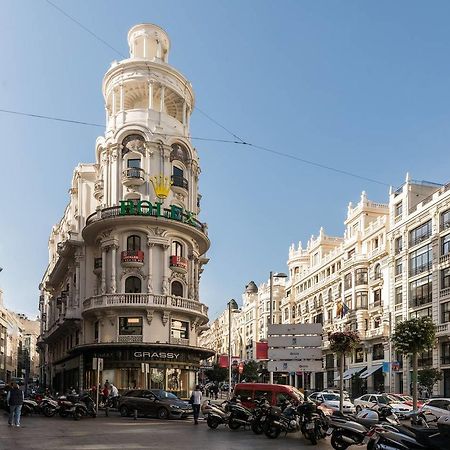 M&F Gran Via 3 Hab Lägenhet Madrid Exteriör bild
